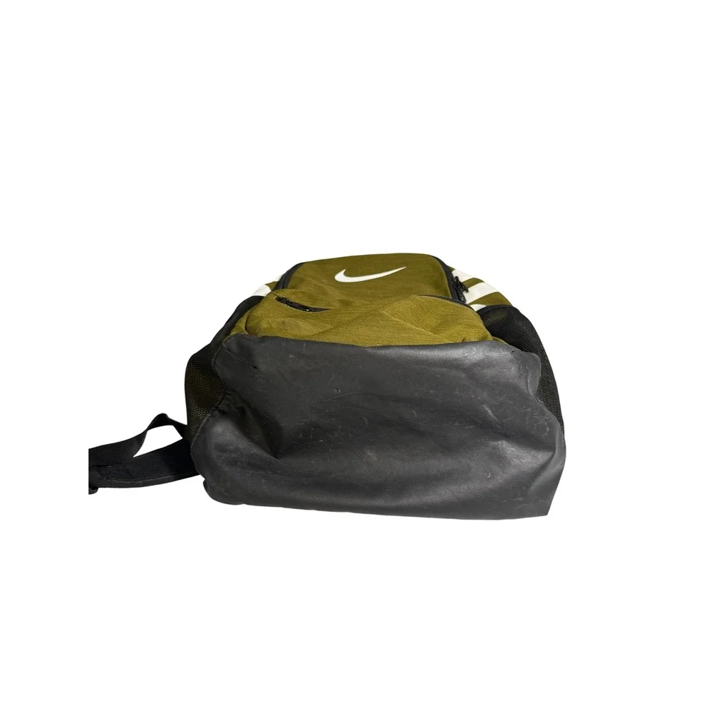 Nike Brasilia JDI Backpack Kids OS Olive Green Graphic Swoosh BA5559-395